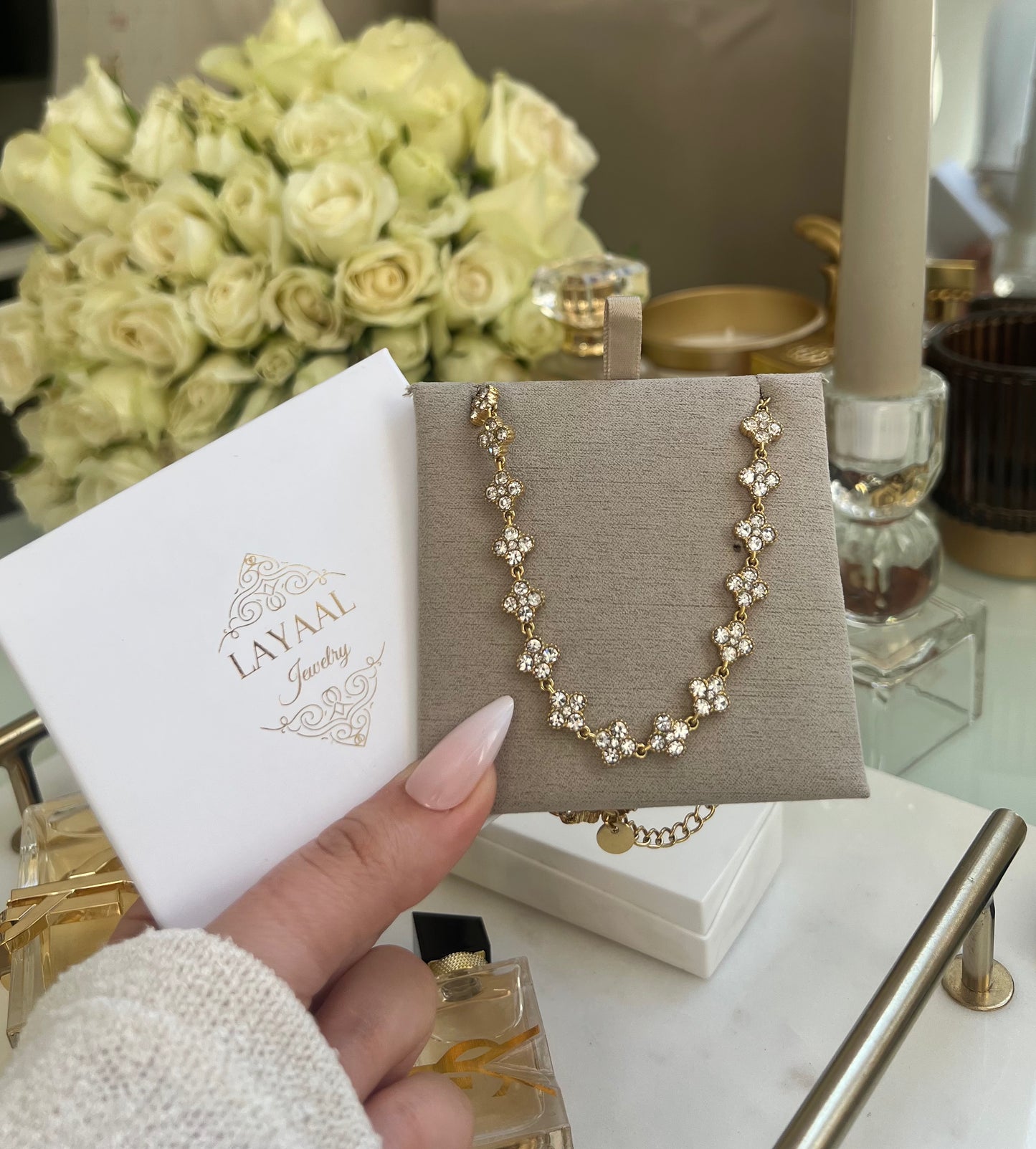 COLLIER SAMAR